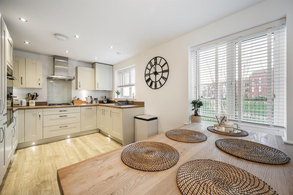 Property photo 3 of 21 Dsc_2905.Jpg