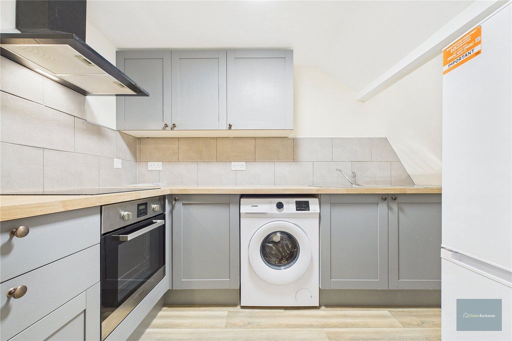 Property photo 3 of 8 Picture No. 08