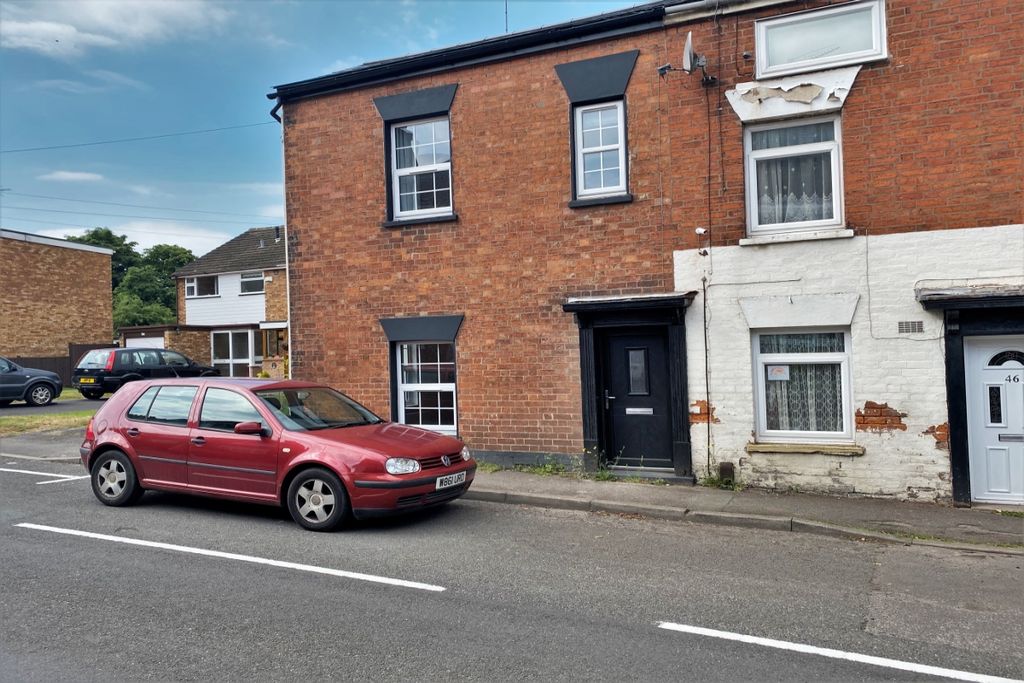 Property photo 1 of 11 Main Page