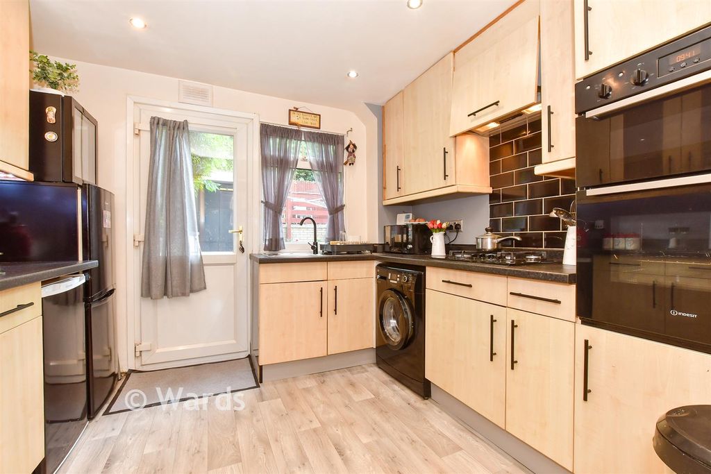 Property photo 1 of 15 Kitchen