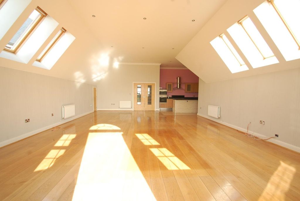 Property photo 3 of 14 Picture No. 08