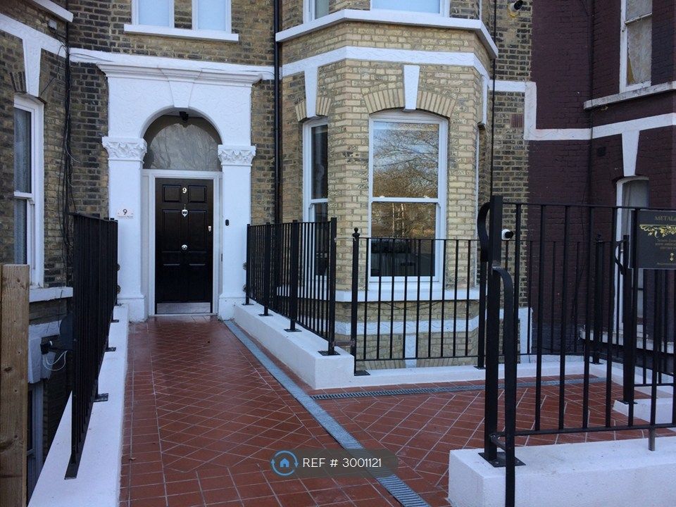 Property photo 1 of 18 Front