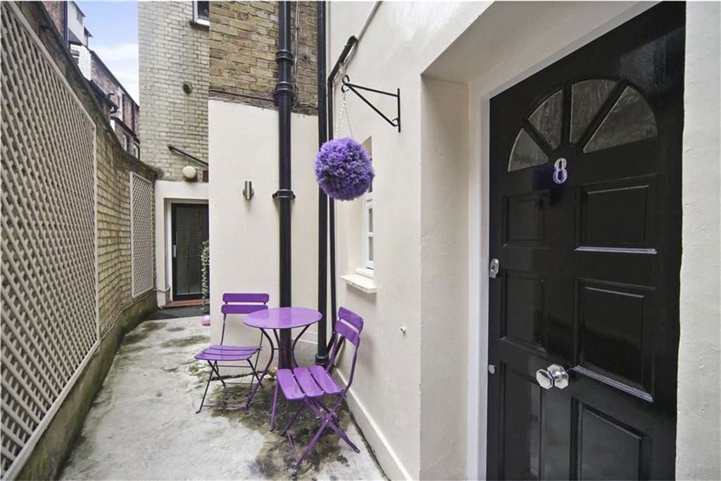 Property photo 2 of 7