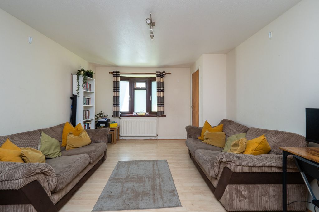 Property photo 2 of 14 Picture No. 06