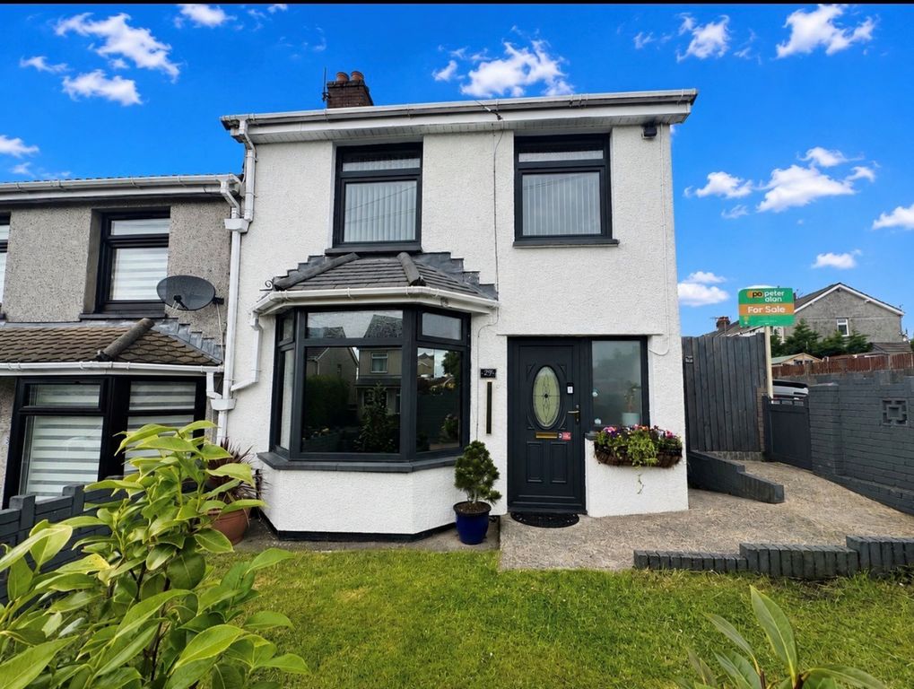 Property photo 1 of 31