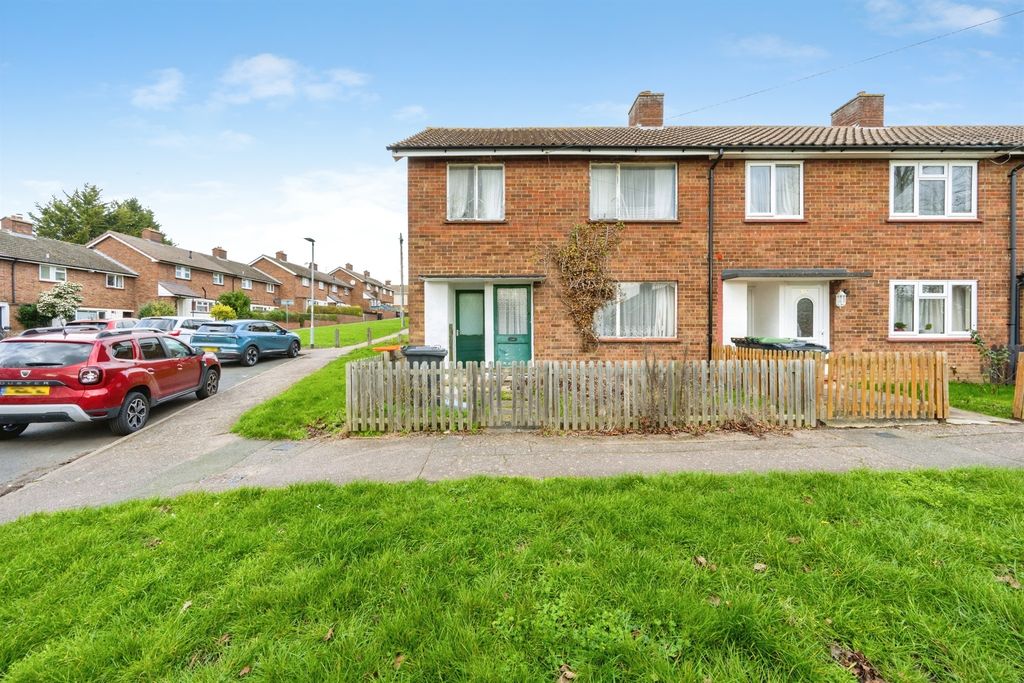 Property photo 1 of 12