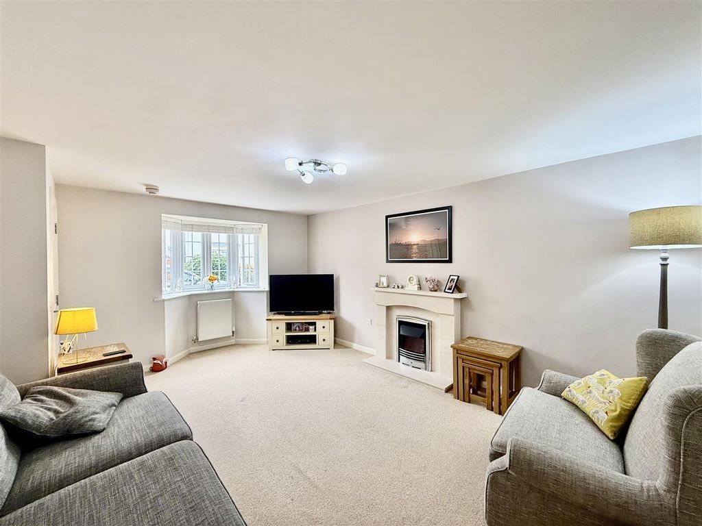 Property photo 2 of 22 2