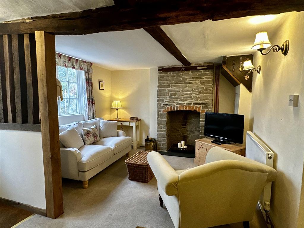 Property photo 2 of 11 Image00006.Jpeg