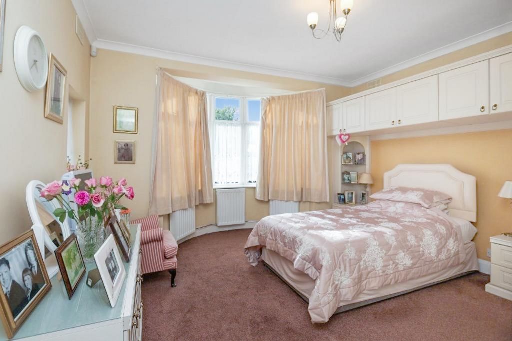 Property photo 2 of 21