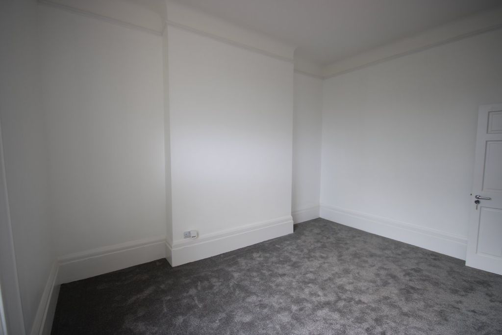 Additional image 8 of 1 bed flat for sale64 Rouge Bouillon, St Helier JE2