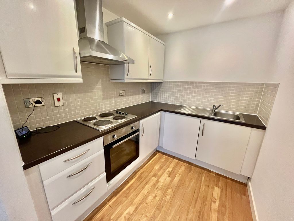 Property photo 3 of 10 Image