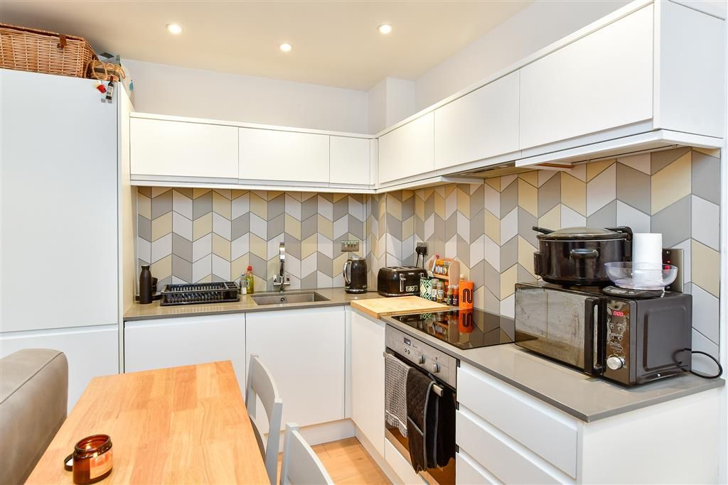 Property photo 2 of 8 Lounge/ Kitchen/ Diner