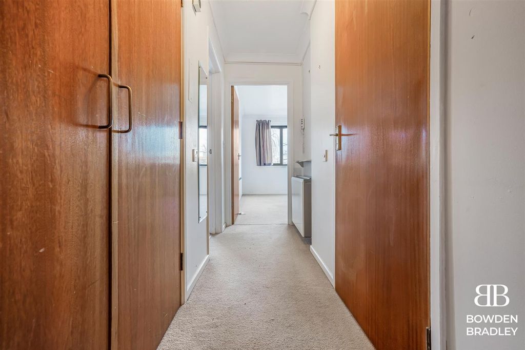 Property photo 3 of 10 A7_08831-Hdr.Jpg