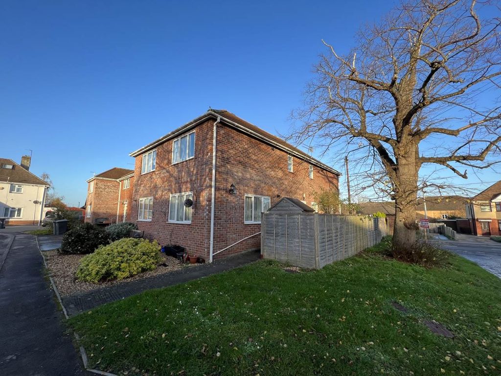 Property photo 1 of 1 Front