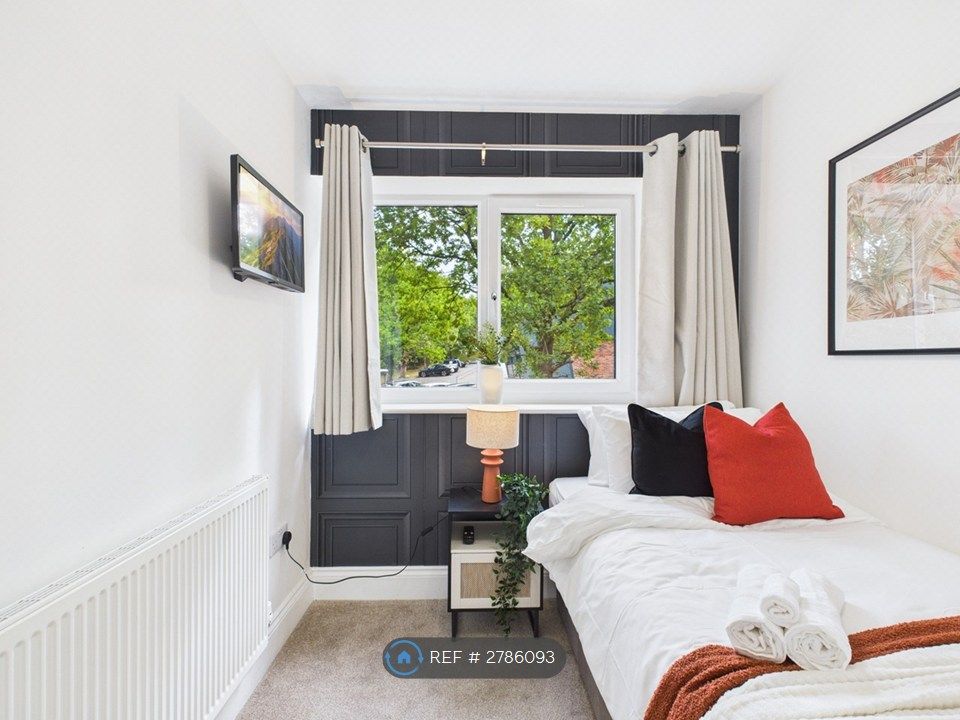 Additional image 20 of 4 bed semi-detached house to rentSaxon Way, Wychbold, Droitwich WR9