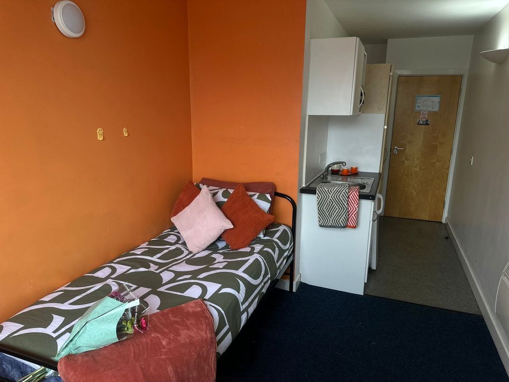 Property photo 3 of 7