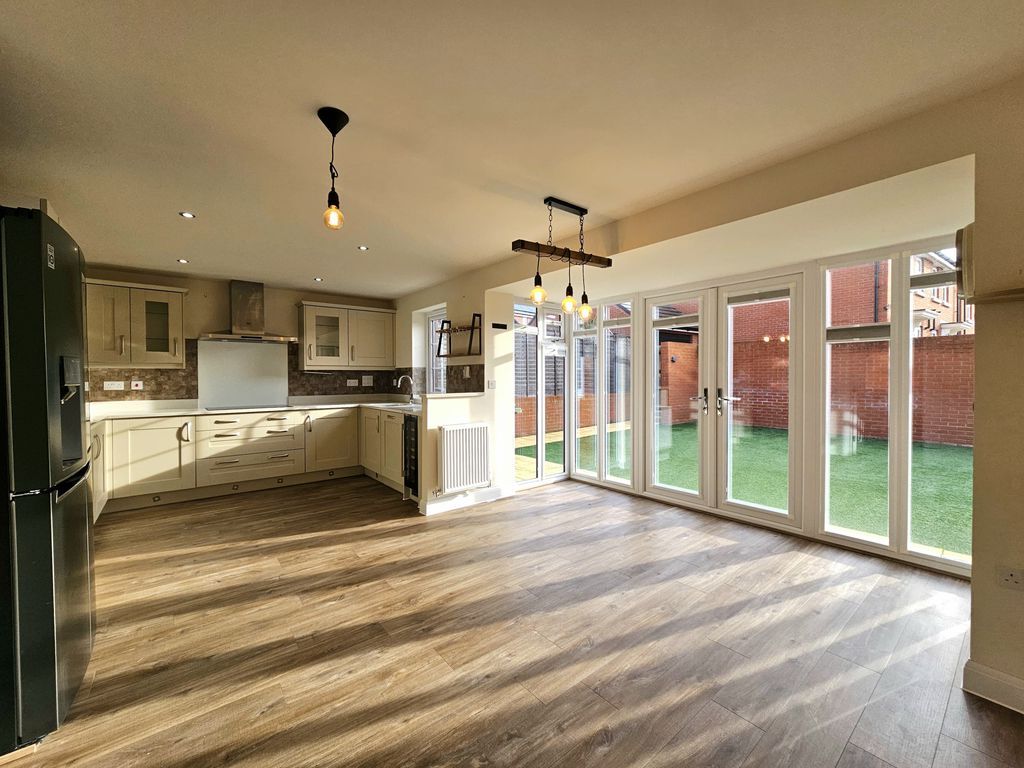 Property photo 2 of 23 Photo 23