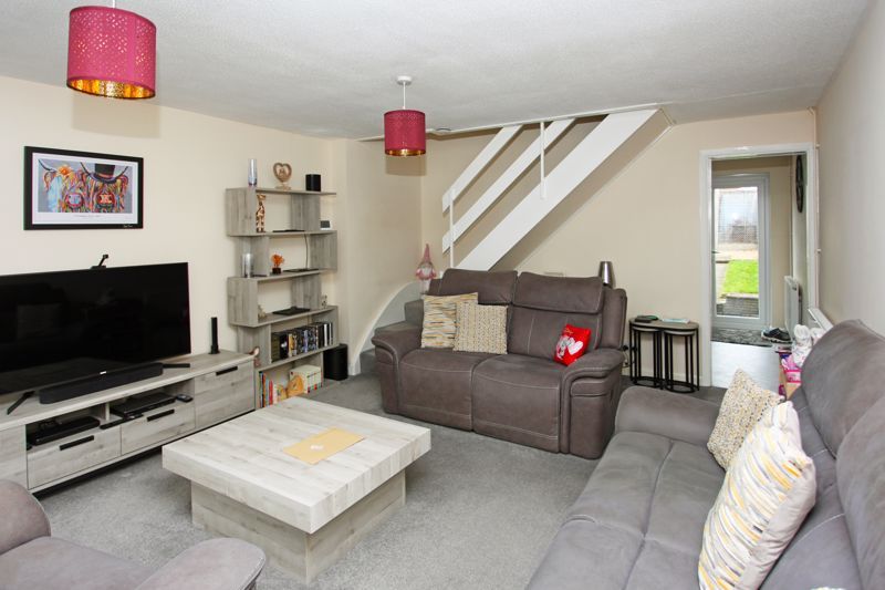 Property photo 2 of 9 Photo 2