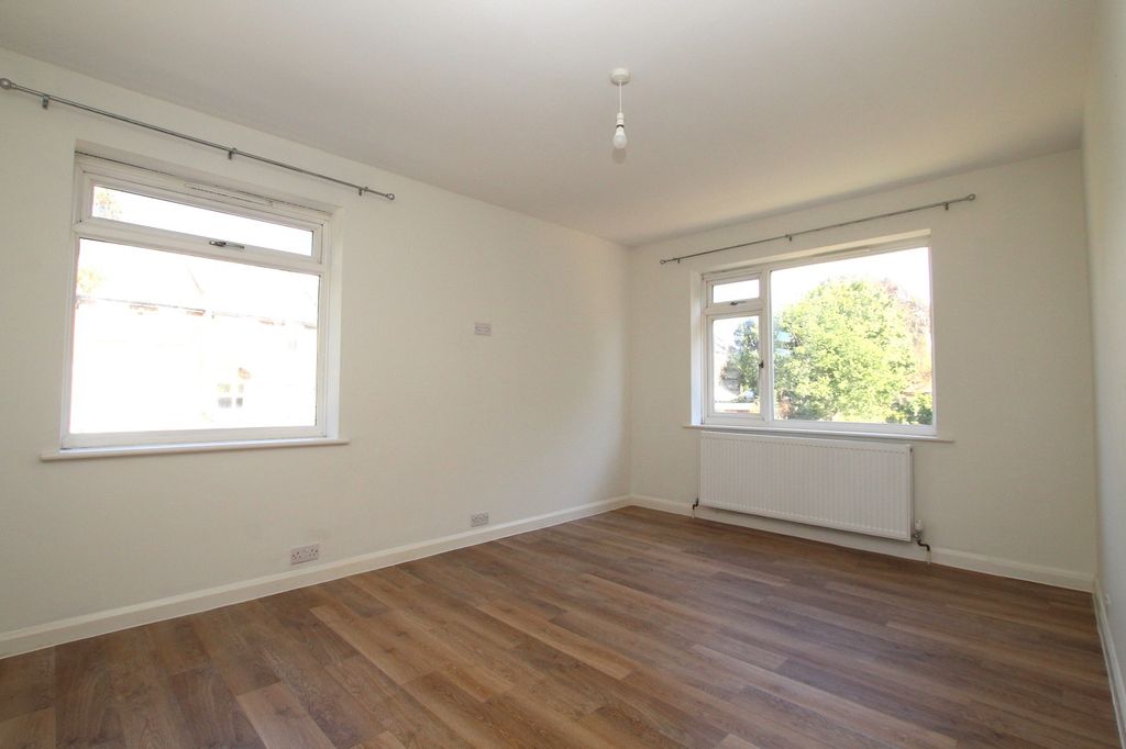 Property photo 3 of 6 Not Specified