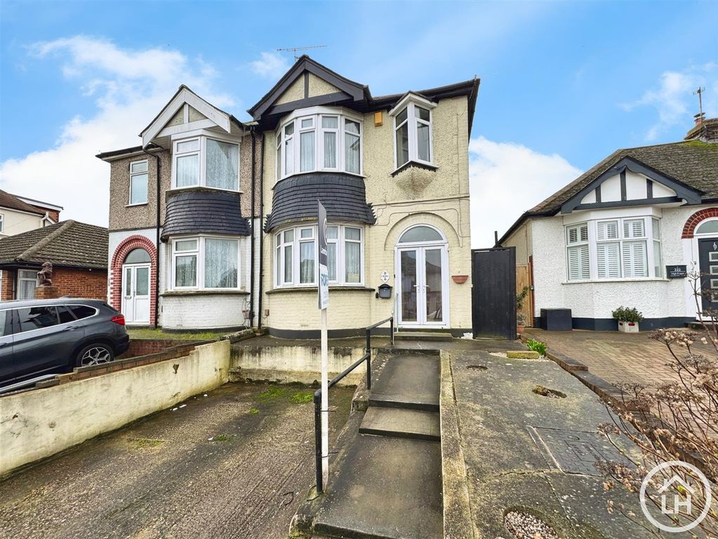 Property photo 1 of 14 External