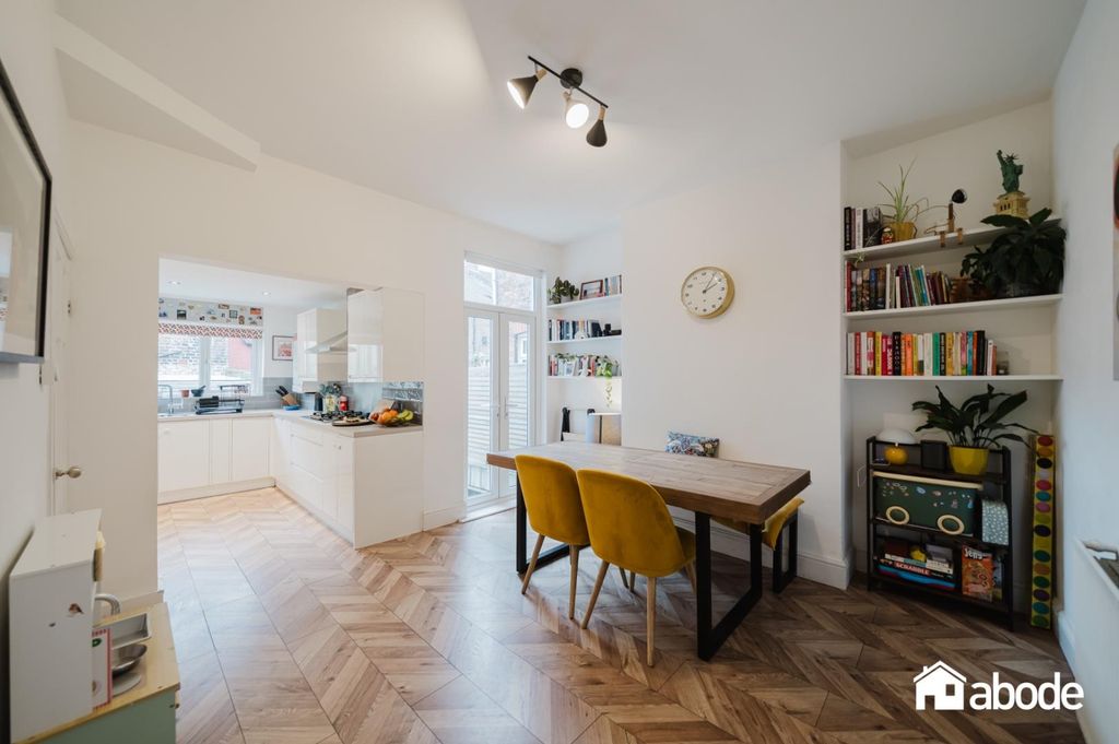 Property photo 2 of 25 Dsc00922-Hdr.Jpg