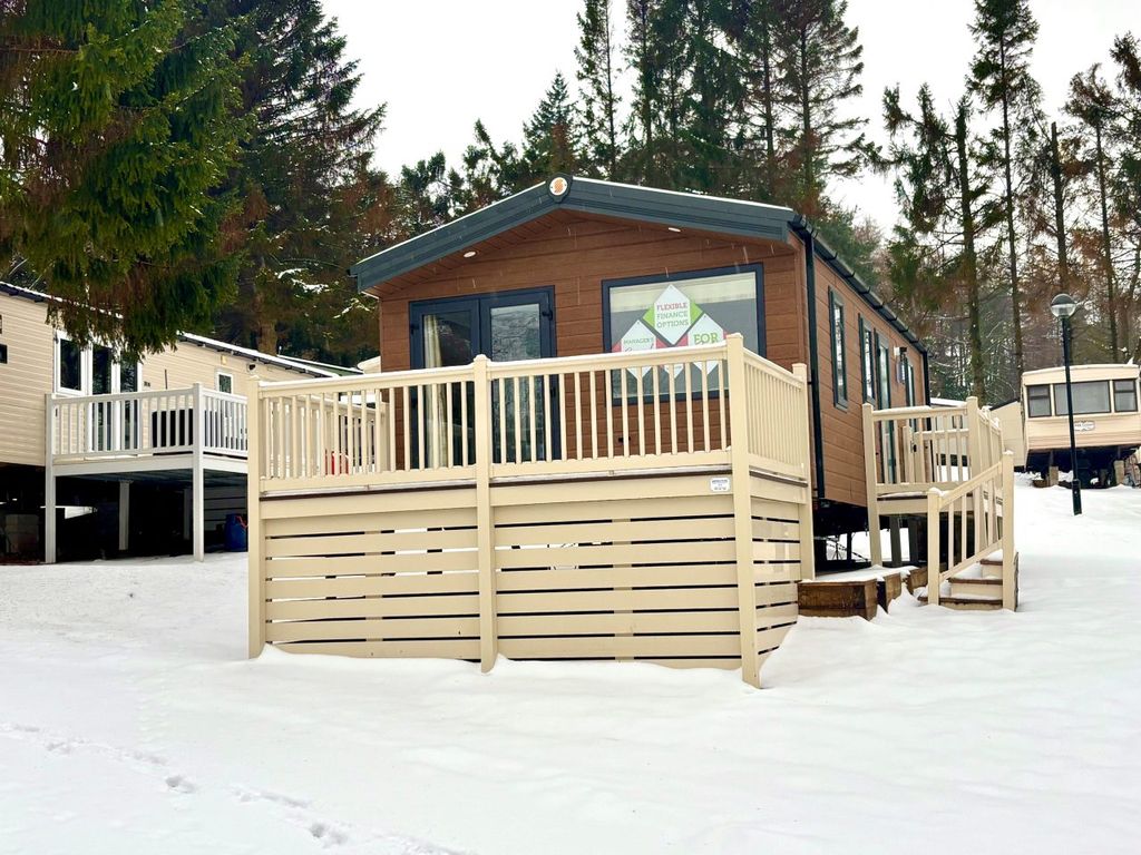 Property photo 2 of 11 Sunseeker Verdant 1