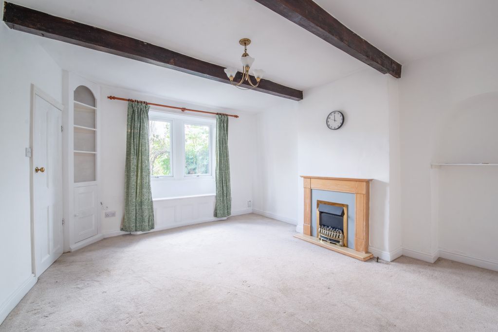 Property photo 2 of 20 Lounge