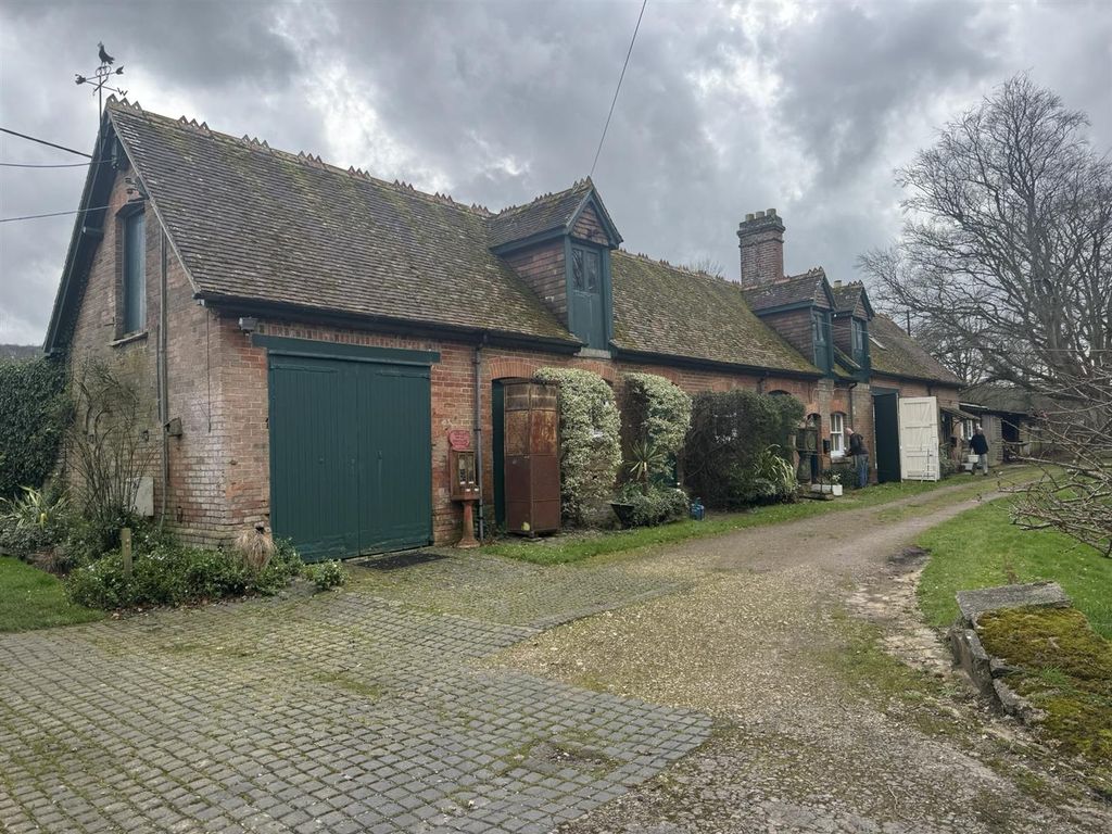 Property photo 1 of 8 Img_4157.Jpeg