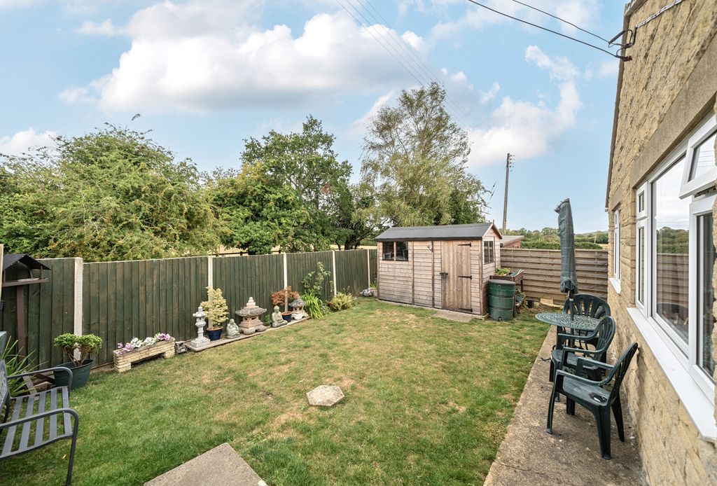 Property photo 2 of 9 1341595-21-68A5B8...