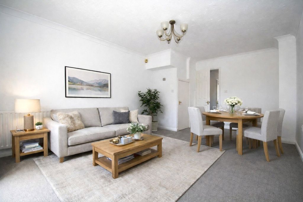 Property photo 2 of 10 Picture No. 21