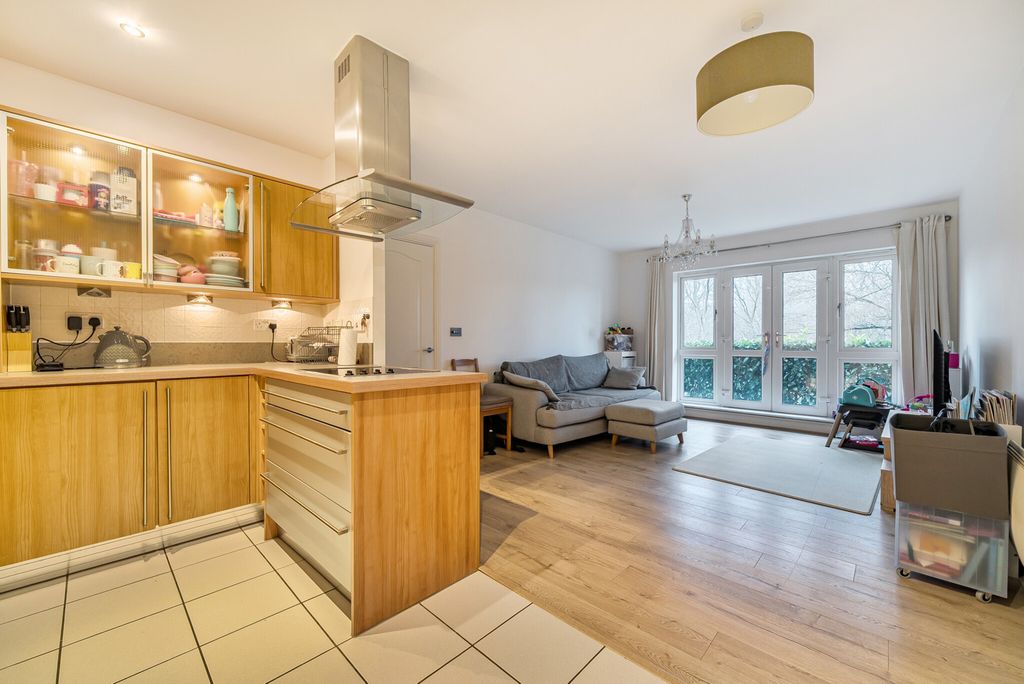 Property photo 3 of 25 1403268-13-6973A0...