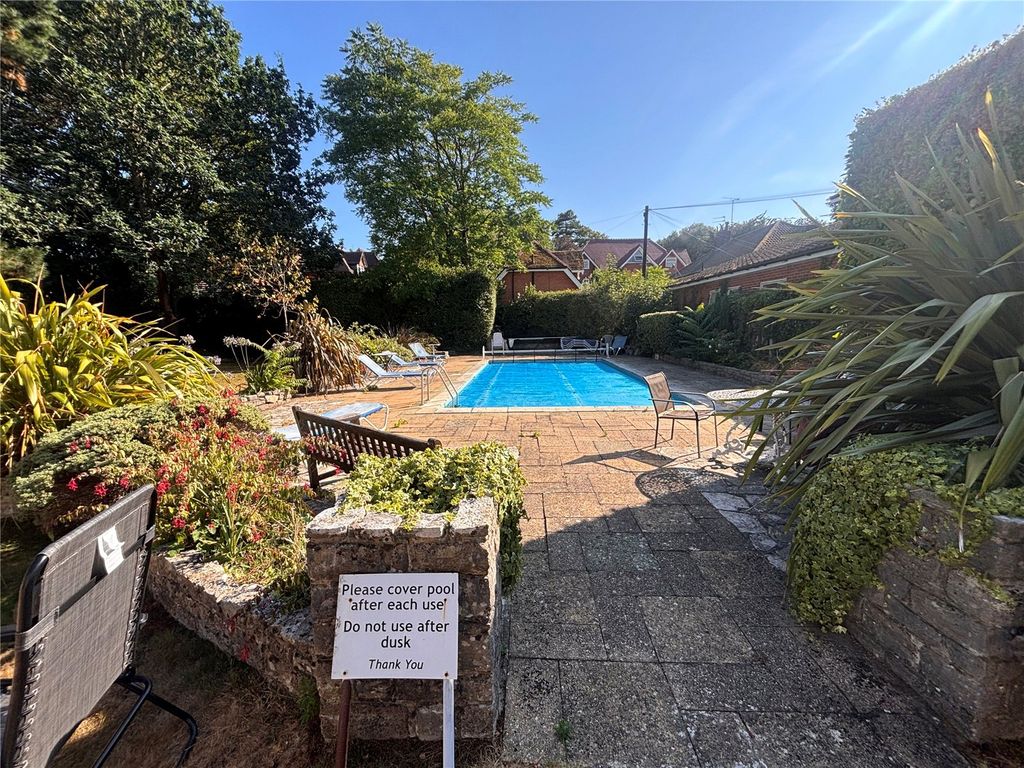 Property photo 1 of 11 Picture No. 12