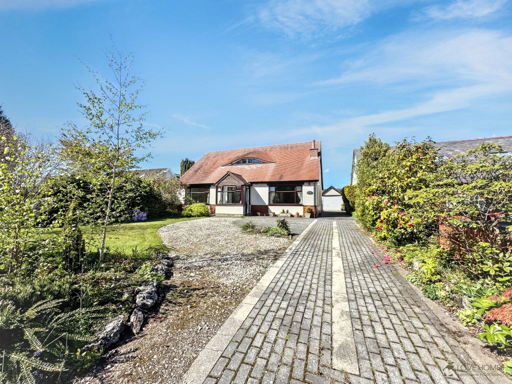 Property photo 1 of 35