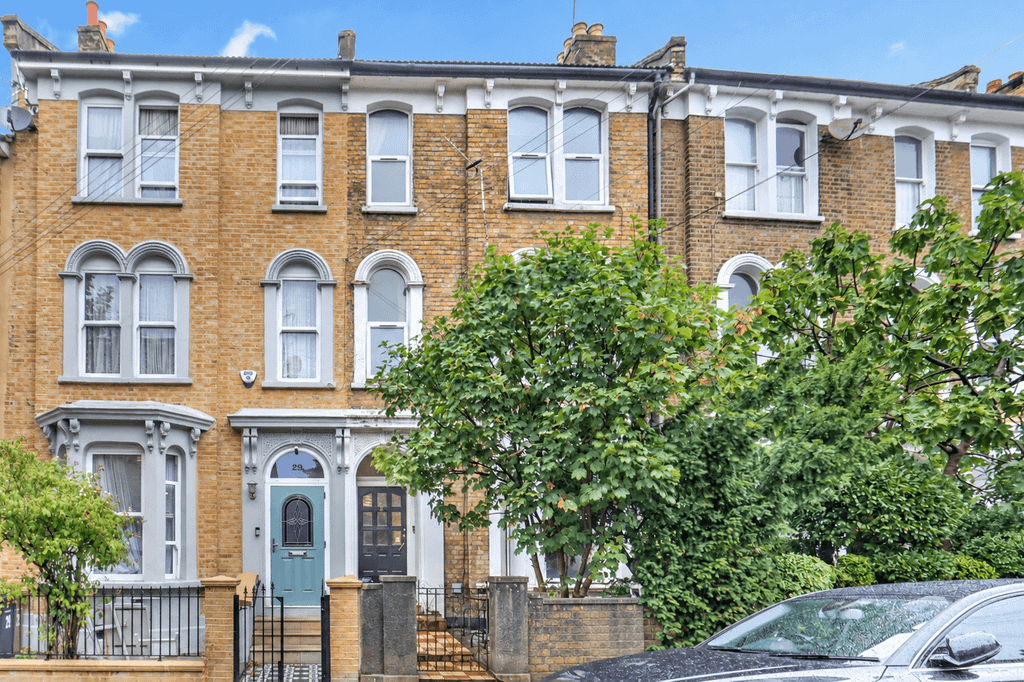 Property photo 1 of 21 Unbroken Freehold With 6 Apartments Or Rooms In Prime Location Of E5