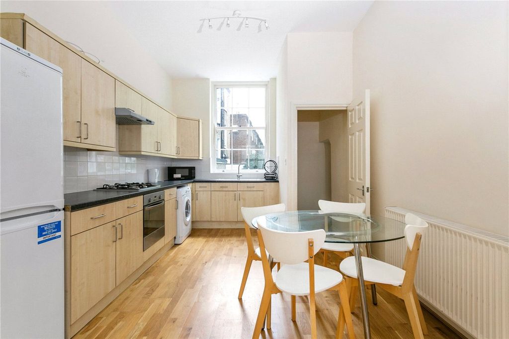 Property photo 3 of 12 Picture No. 04