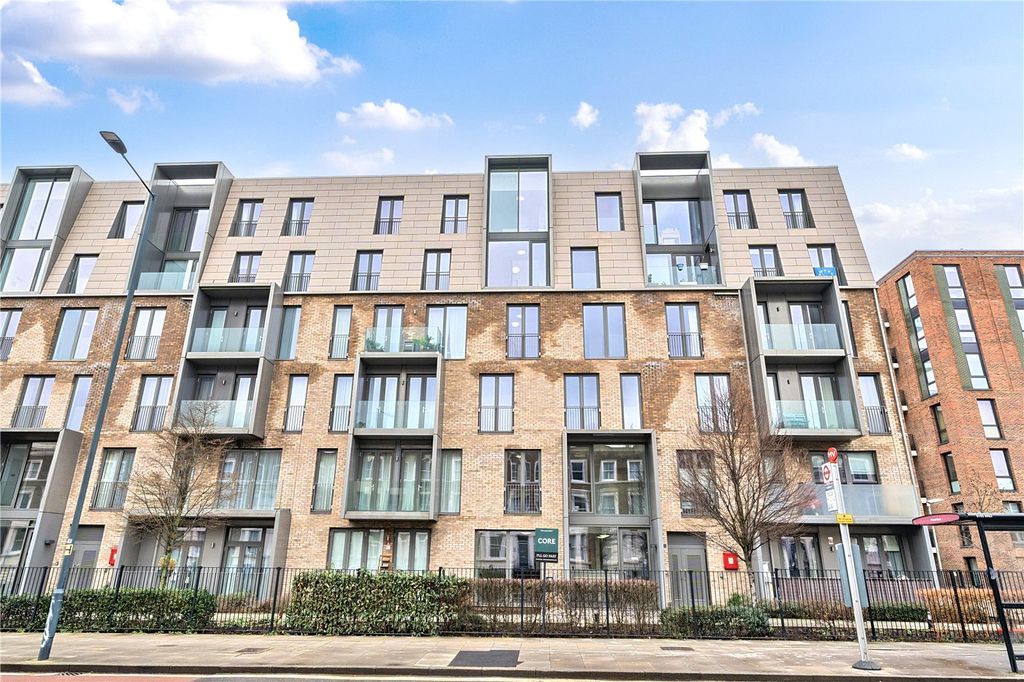 Property photo 3 of 20 Picture No. 02