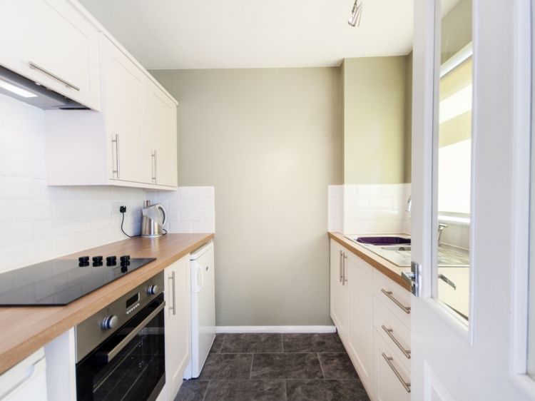 Property photo 2 of 6 Kitchen2