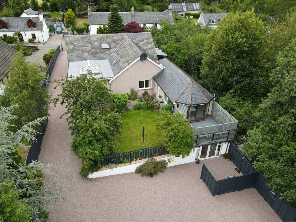 Property photo 3 of 62