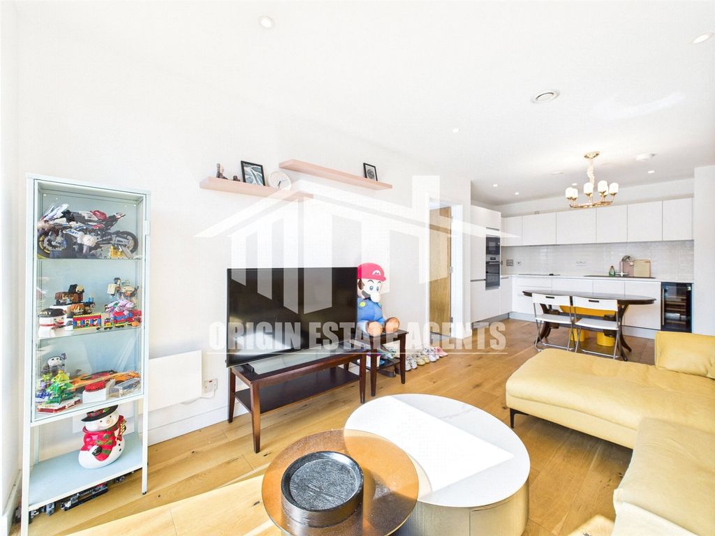 Property photo 3 of 12 Picture No. 27