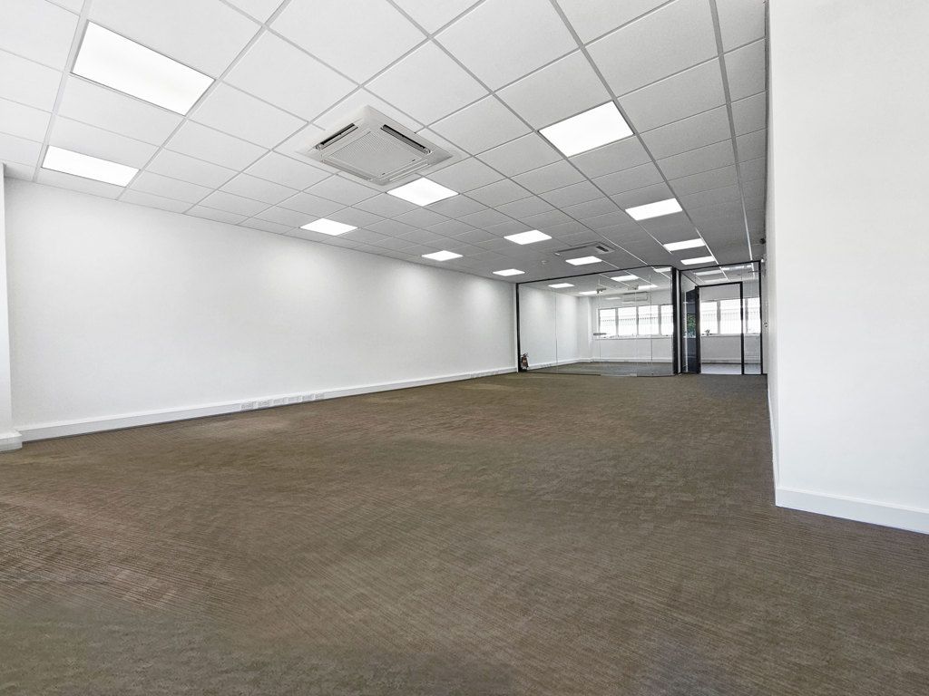 Property photo 3 of 9 Photo 3