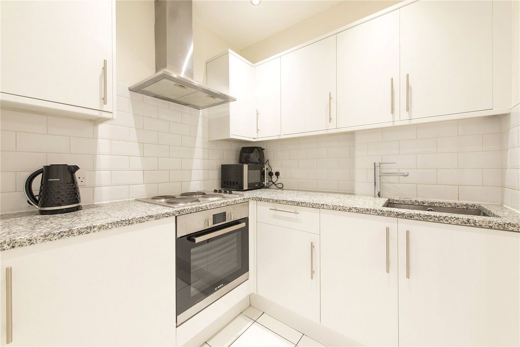 Property photo 2 of 15 Picture No. 01