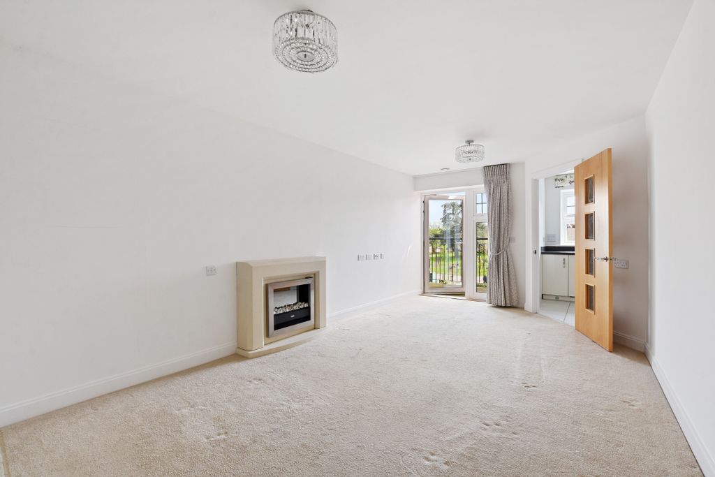 Property photo 3 of 10 Typical Living Room