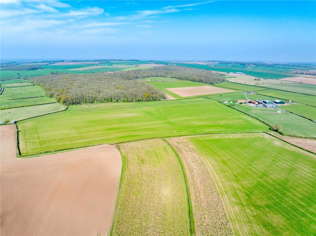 Property photo 1 of 2 Picture No. 03