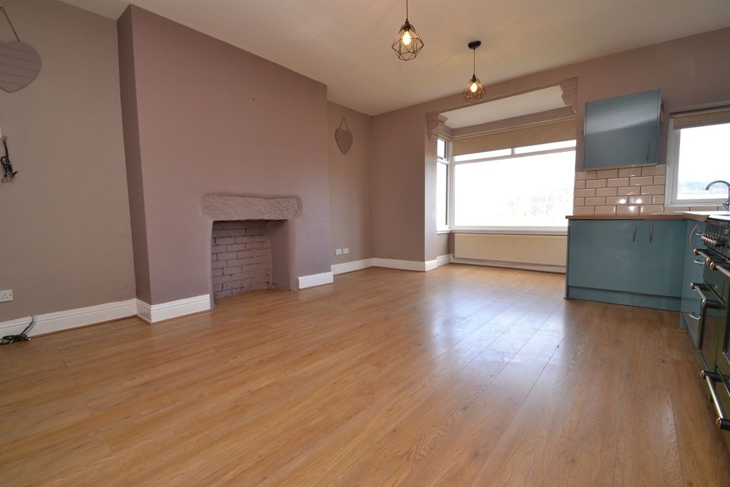 Property photo 2 of 18 Photograph 2