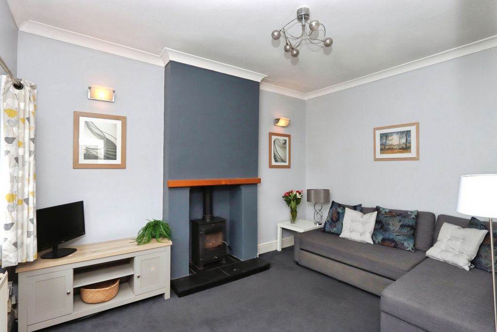 Property photo 3 of 20 Pbox-Img.Jpg