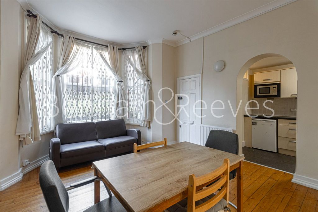 Property photo 1 of 11 Picture No. 07
