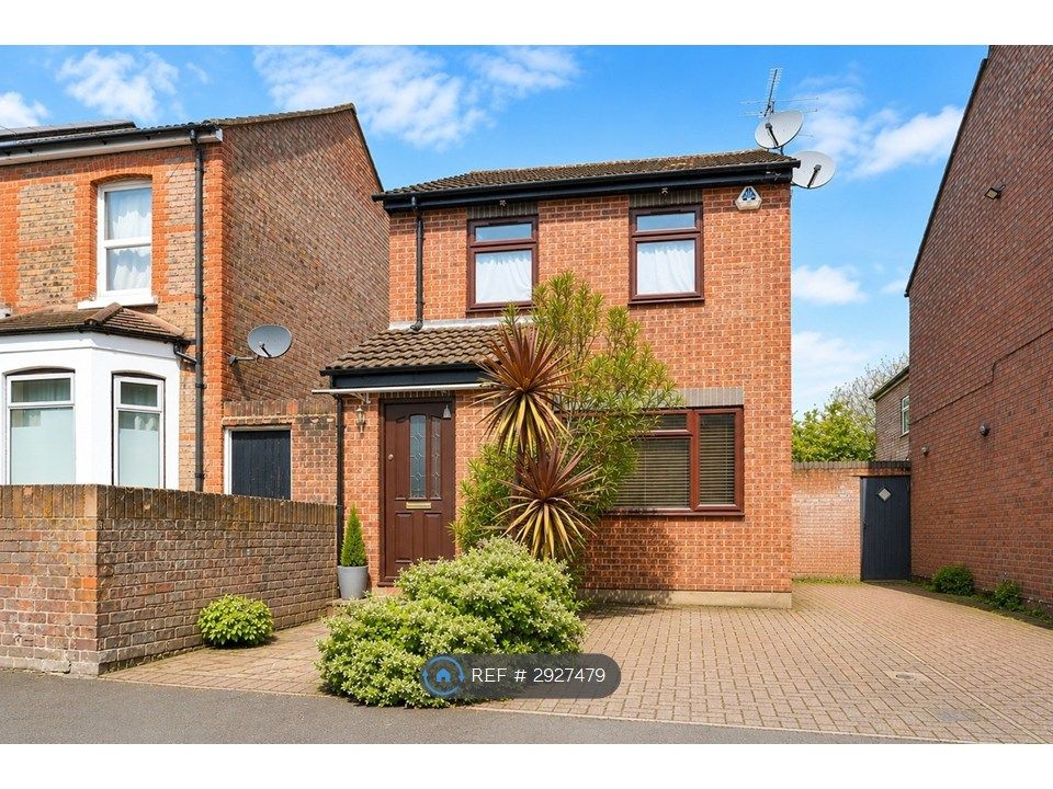 Property photo 2 of 12