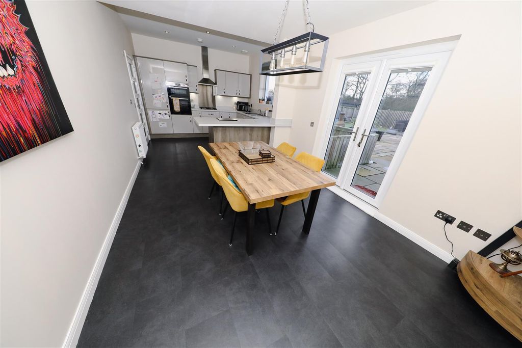 Property photo 3 of 35 G