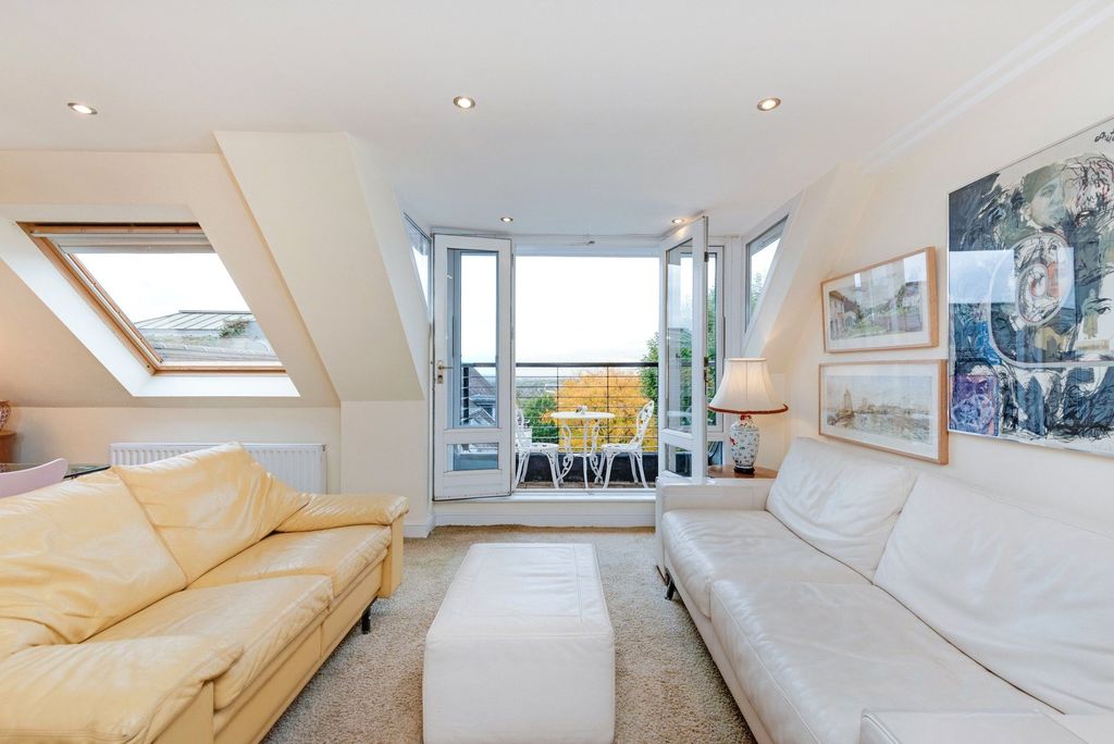 Property photo 3 of 11 Picture No. 03