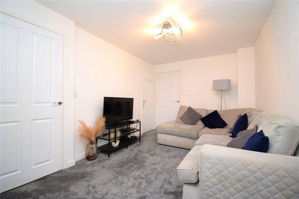 Property photo 2 of 11 Picture No. 07